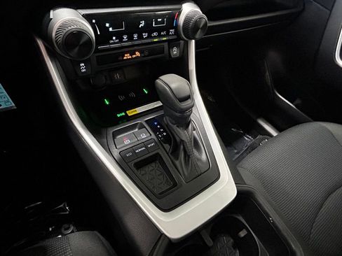Used 2025 Toyota RAV4 LE image 19