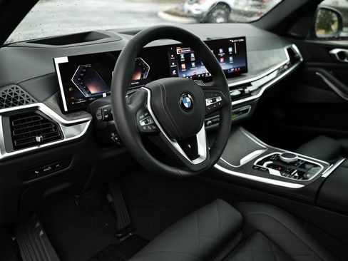 New 2026 BMW X5 xDrive40i w/ Climate Comfort Package image 19