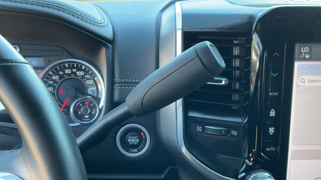 Used 2024 RAM 3500 Laramie w/ Night Edition AWD/4WD image 11