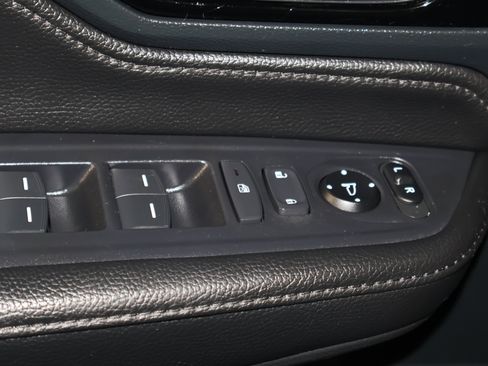 Certified 2024 Honda Odyssey Touring image 32