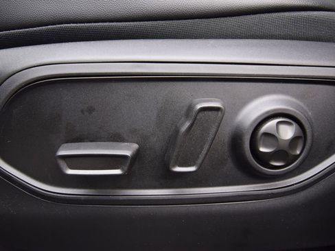 New 2026 Jeep Grand Cherokee 4WD image 33