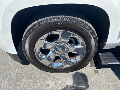 Used 2016 Chevrolet Suburban LTZ AWD/4WD image 42