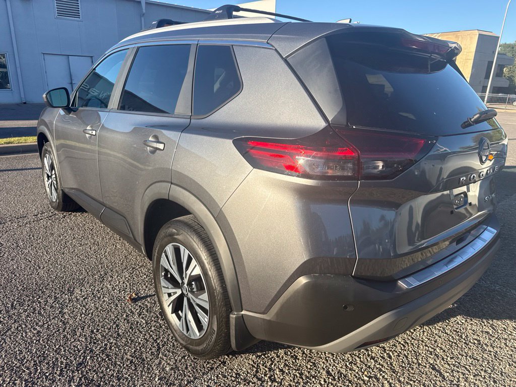 Certified 2023 Nissan Rogue SV w/ SV Premium B Package AWD/4WD image 5