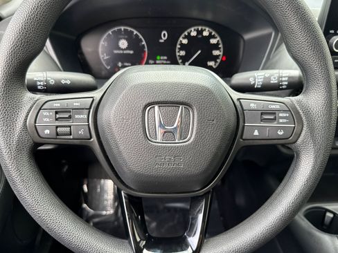 Used 2025 Honda HR-V LX image 11