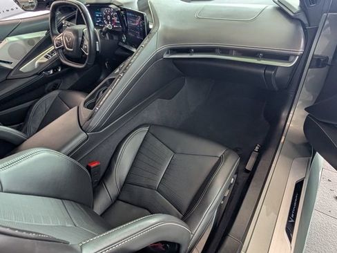 Used 2022 Chevrolet Corvette Stingray Preferred Conv w/ Z51 Performance Package image 11