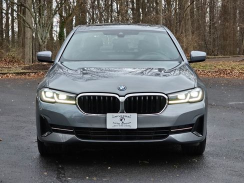 Used 2023 BMW 530e xDrive w/ Premium Package image 9