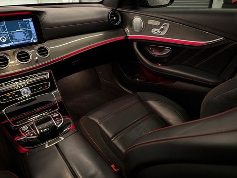 Certified 2018 Mercedes-Benz E 43 AMG 4MATIC Sedan image 30