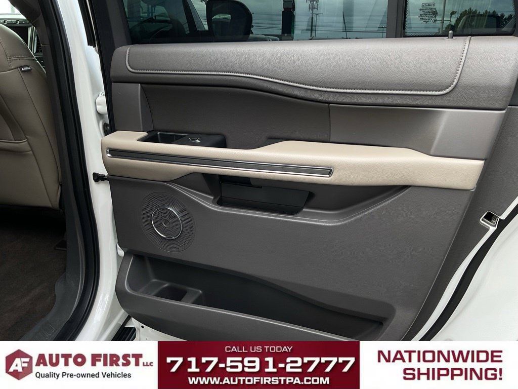 Used 2020 Ford Expedition Max XLT w/ Equipment Group 202A AWD/4WD image 15