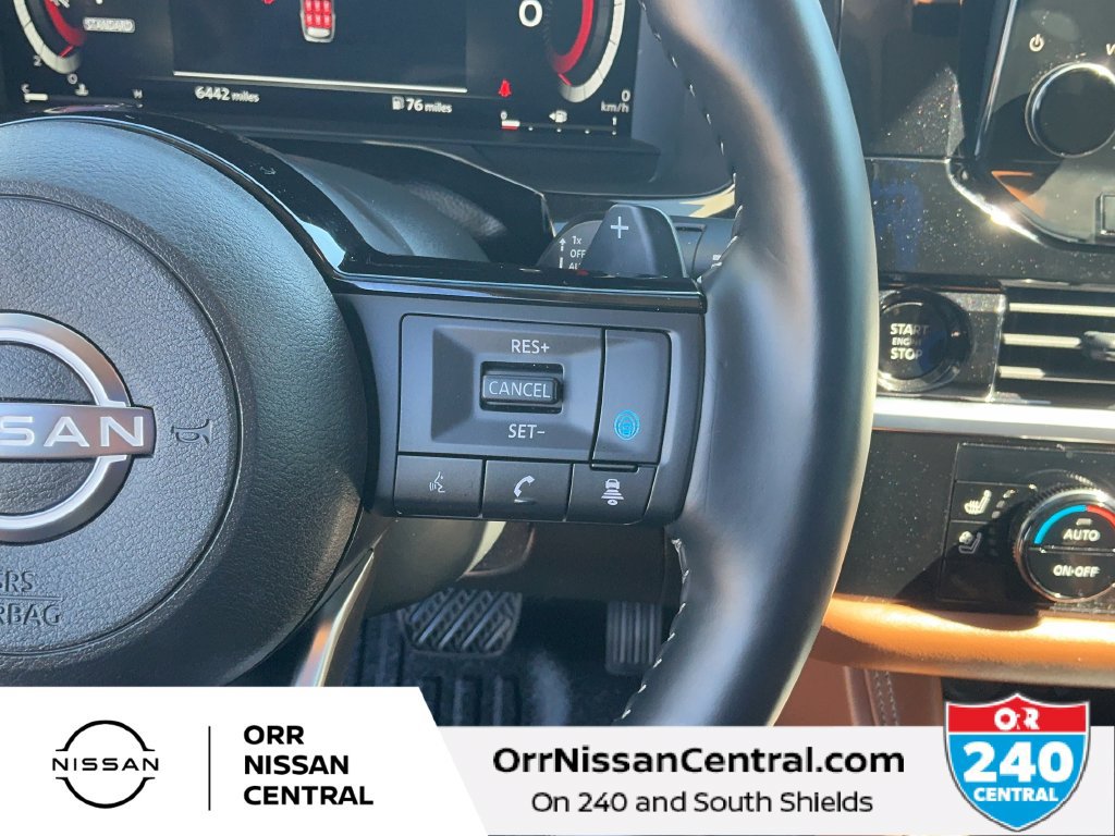Used 2025 Nissan Pathfinder Platinum w/ Cargo Package FWD image 21
