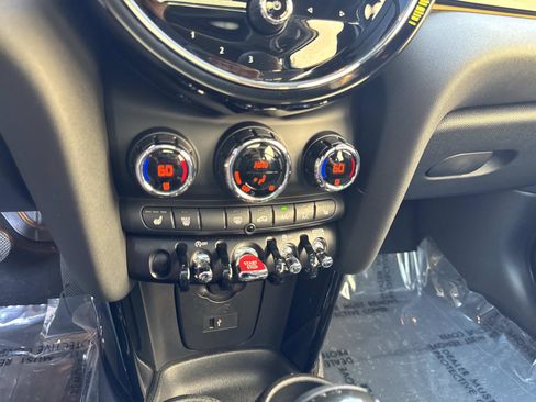 Certified 2023 MINI Cooper S FWD image 19