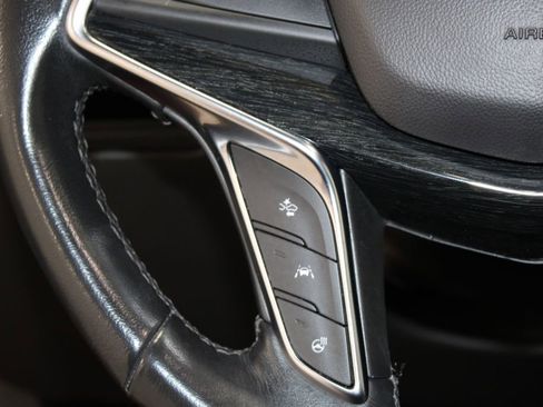 Used 2023 Cadillac XT5 Premium Luxury image 36