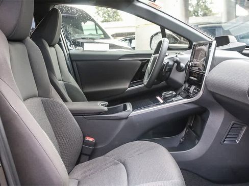 Used 2025 Subaru Solterra Premium image 16