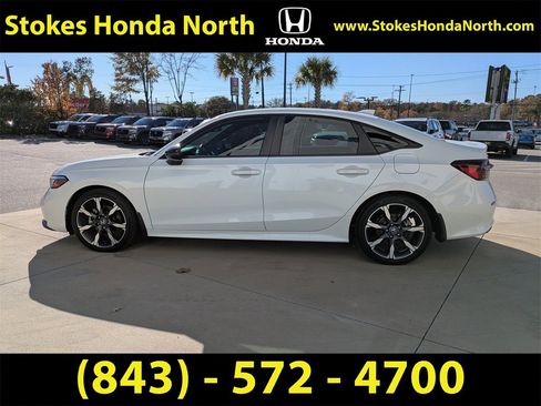 Certified 2025 Honda Civic Sport Touring image 7