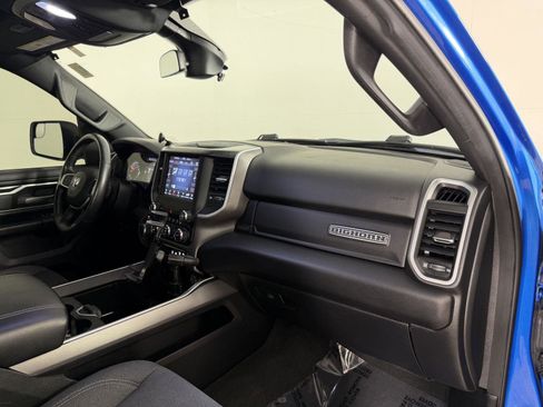 Used 2020 RAM 1500 Big Horn AWD/4WD image 18