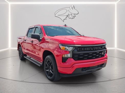 Used 2022 Chevrolet Silverado 1500 Custom AWD/4WD image 7