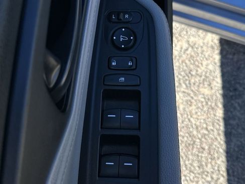 Used 2018 Honda Odyssey Touring image 13