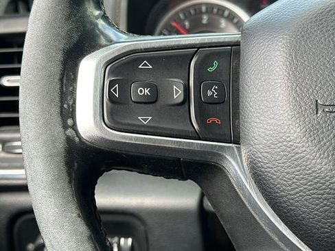 Used 2019 RAM 1500 Laramie AWD/4WD image 26