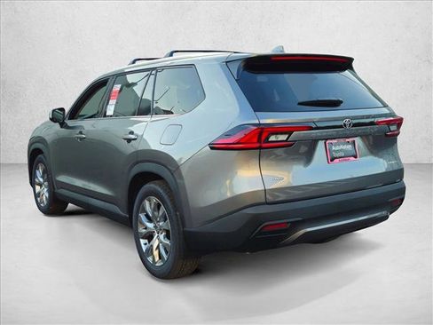 New 2026 Toyota Grand Highlander AWD image 9