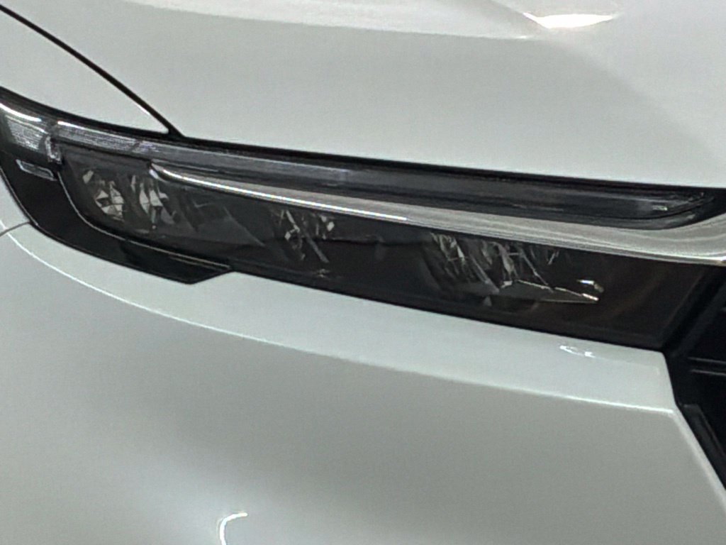 Certified 2025 Honda CR-V LX image 32
