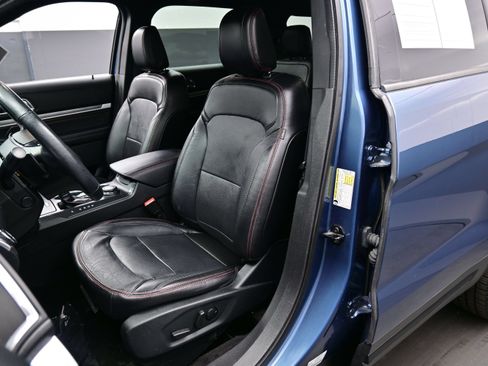 Used 2019 Ford Explorer Sport w/ Equipment Group 401A AWD/4WD image 15