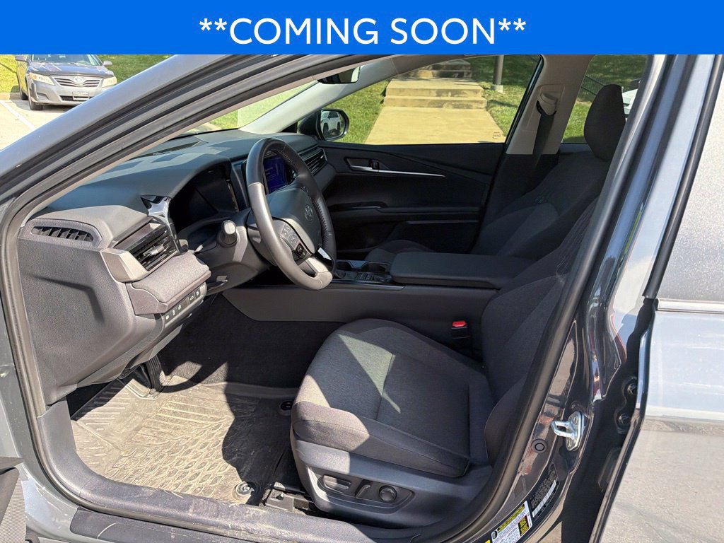 Used 2025 Toyota Camry LE FWD image 12