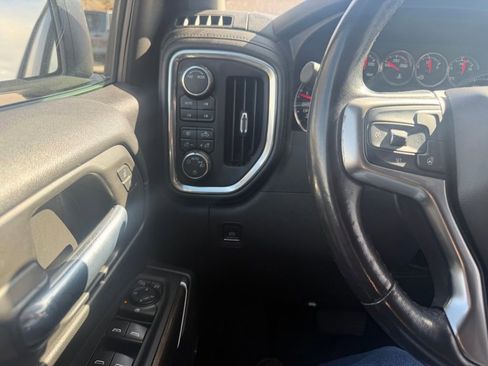 Used 2021 Chevrolet Silverado 1500 LT Trail Boss w/ Convenience Package II AWD/4WD image 10