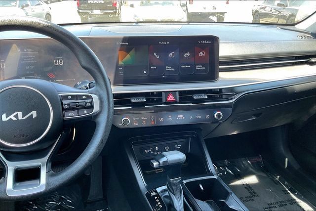 Used 2025 Kia K5 LXS FWD image 5