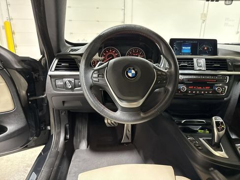 Used 2017 BMW 430i Convertible RWD image 11