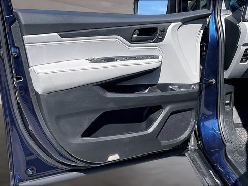 Certified 2023 Honda Odyssey EX-L image 19
