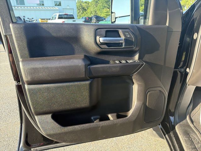Used 2025 Chevrolet Silverado 2500 Custom w/ Snow Plow Prep/Camper Package AWD/4WD image 23