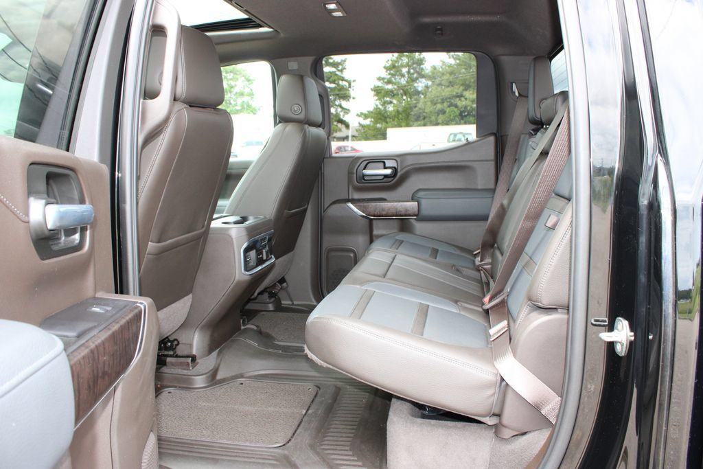 Used 2021 GMC Sierra 1500 Denali w/ Denali Ultimate Package AWD/4WD image 12