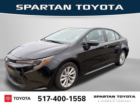 Used 2023 Toyota Corolla LE w/ LE Convenience Package FWD image 1