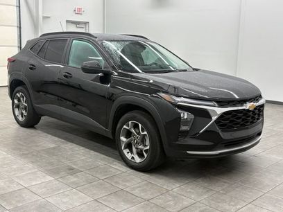 Used 2025 Chevrolet Trax LT w/ Driver Confidence Package