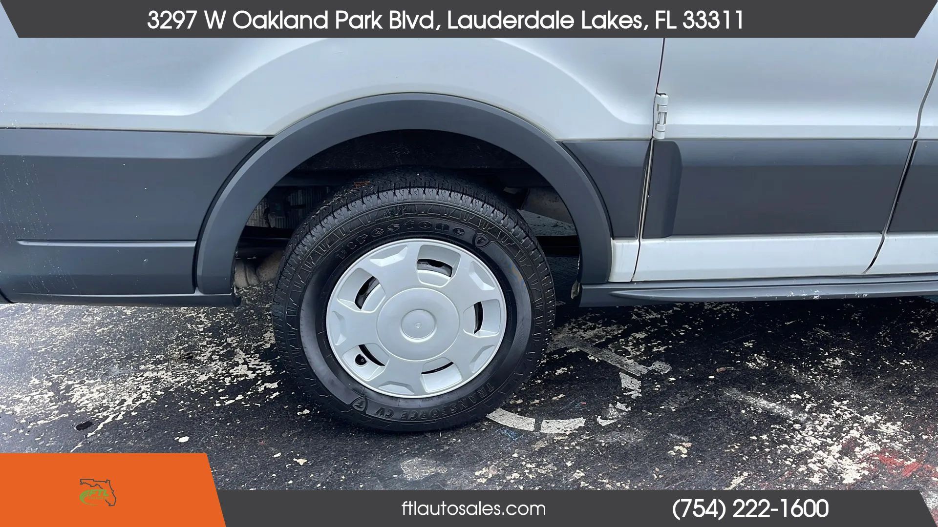 Used 2015 Ford Transit 150 130 Low Roof w/ Exterior Upgrade Package RWD image 13