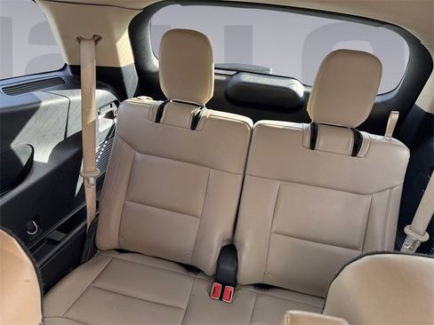 Used 2020 Ford Explorer XLT w/ Equipment Group 202A image 16