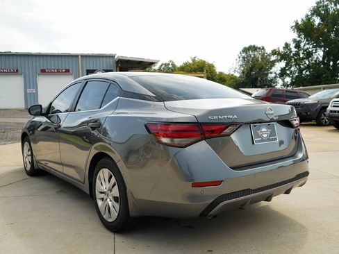 Used 2025 Nissan Sentra S FWD image 4