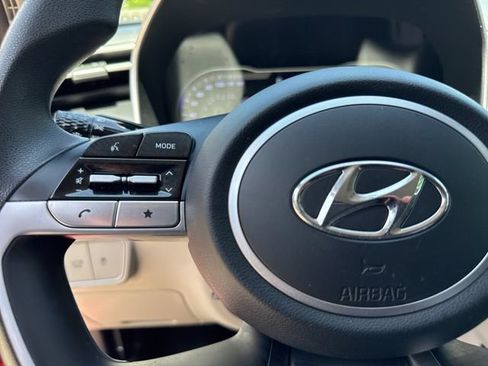 Used 2023 Hyundai Tucson SEL AWD/4WD image 34