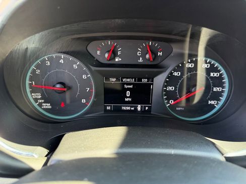 Used 2021 Chevrolet Malibu LT FWD image 26
