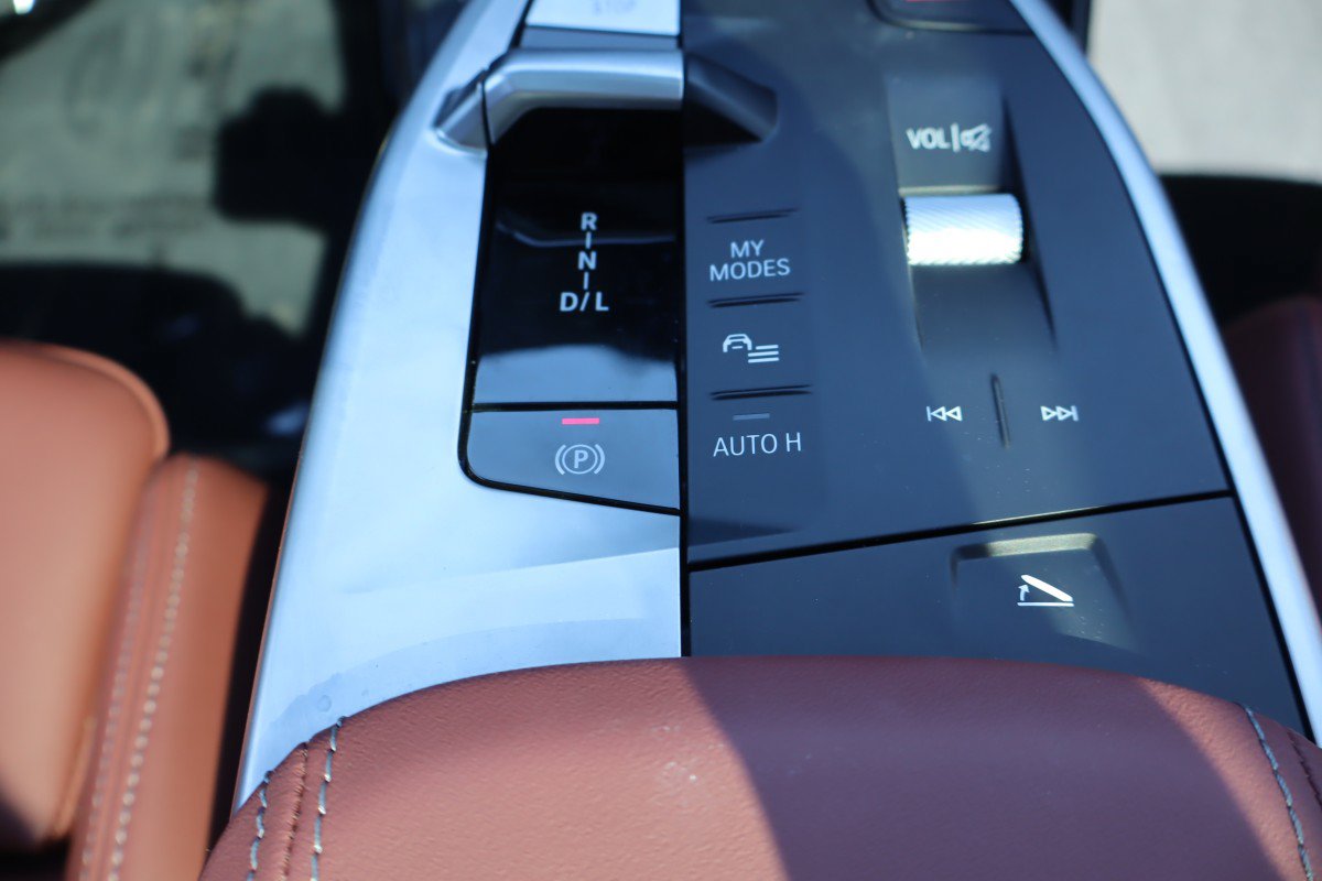 Used 2026 BMW X2 xDrive28i AWD/4WD image 18
