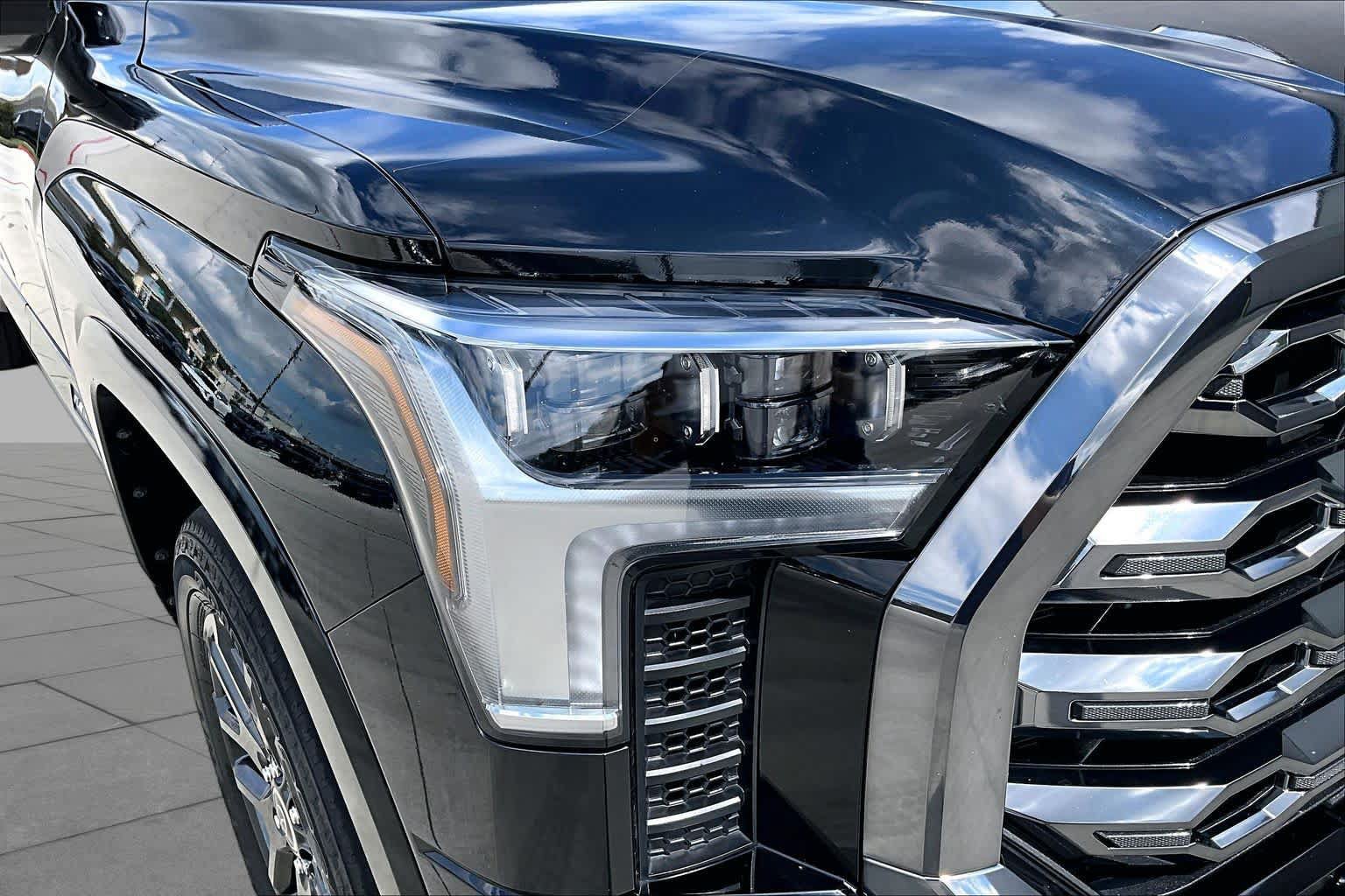 Used 2023 Toyota Tundra Platinum w/ Advanced Package AWD/4WD image 25