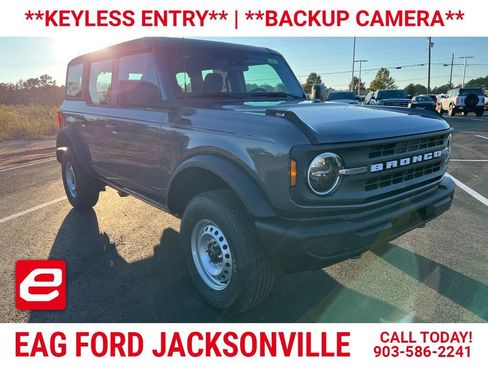 New 2025 Ford Bronco Base image 1