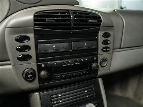 Used 2001 Porsche 911 Cabriolet image 35