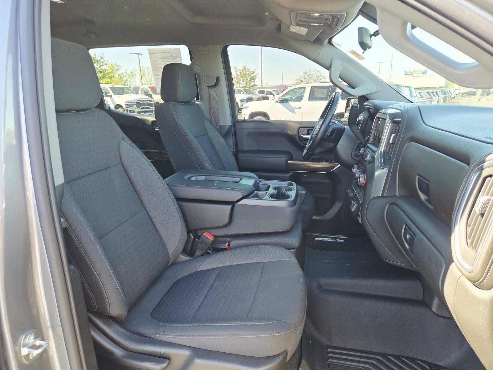 Used 2021 Chevrolet Silverado 1500 RST AWD/4WD image 16