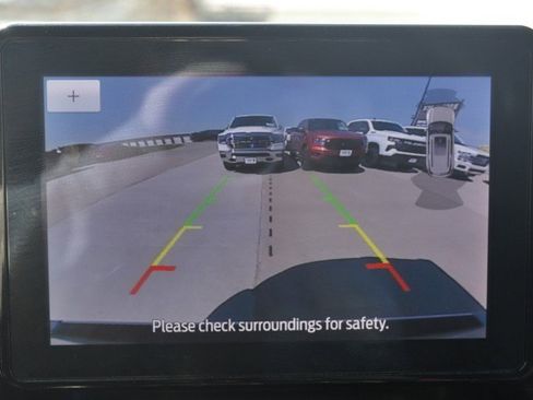 Used 2024 Ford Explorer Limited image 21