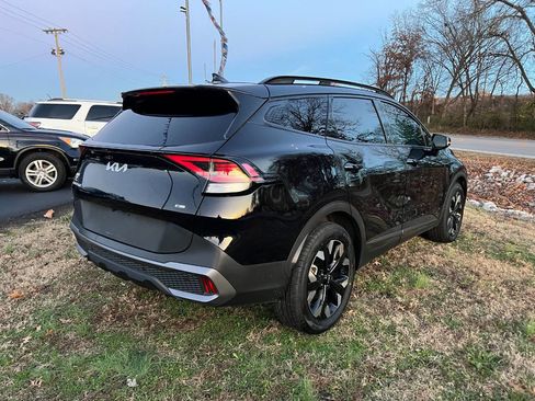 Used 2023 Kia Sportage X-Line w/ X-Line Premium Package image 3