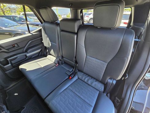 Used 2026 Toyota 4Runner TRD Off-Road Premium AWD/4WD image 17