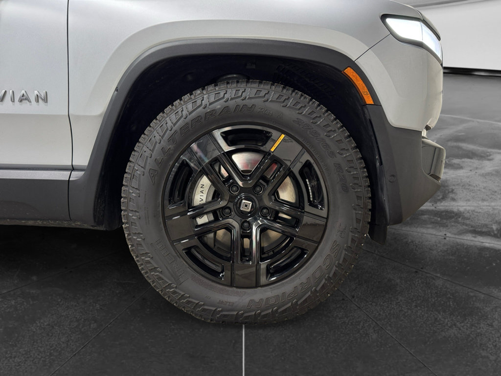 Used 2024 Rivian R1T Adventure Dual AWD/4WD image 41