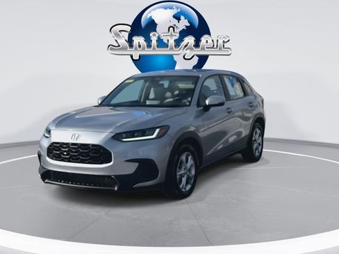 Used 2023 Honda HR-V LX image 3