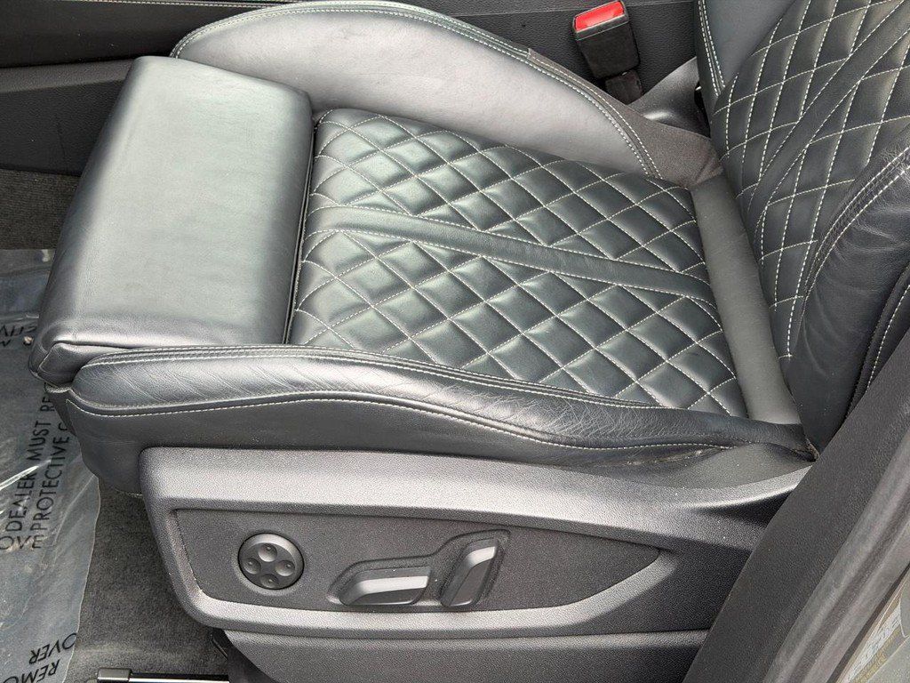 Used 2023 Audi SQ5 Premium Plus w/ Premium Plus Package AWD/4WD image 24