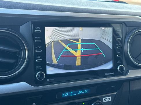 Used 2022 Toyota Tacoma SR5 image 15